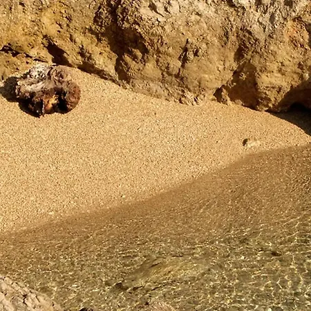 Rosemary - Seaside Escape - Žuljana